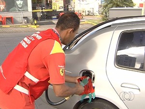 Procon-GO investiga aumento nos preços de combustíveis em Goiânia