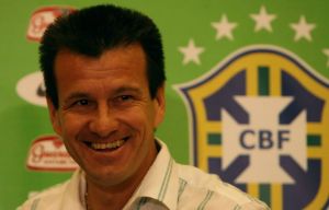 Dunga é o novo técnico da Seleção Brasileira e será apresentado na terça-feira