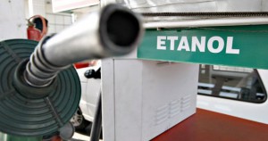 Preço do etanol cai em 9 Estados, sobe em 12 e se mantém em 5 e no DF
