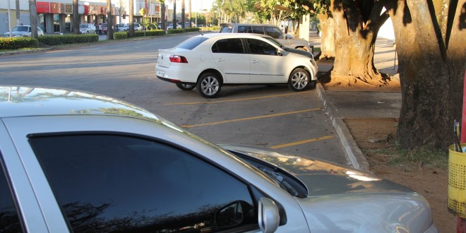 SMT realiza alteração nos Pontos de Táxi da Praça Laurentino Martins e abre mais 37 vagas de estacionamento