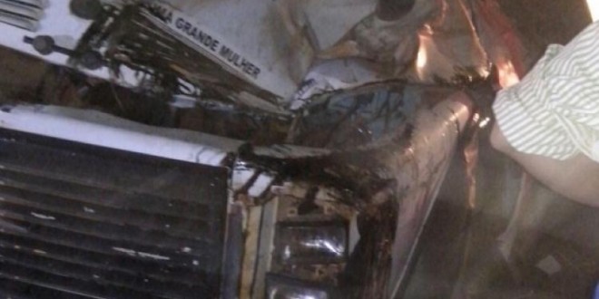Duas pessoas morrem em acidente na GO -422, próximo a Nova Iguaçu
