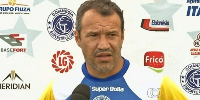 Romerito é  apresentado como treinador do Goianésia para Temporada 2016