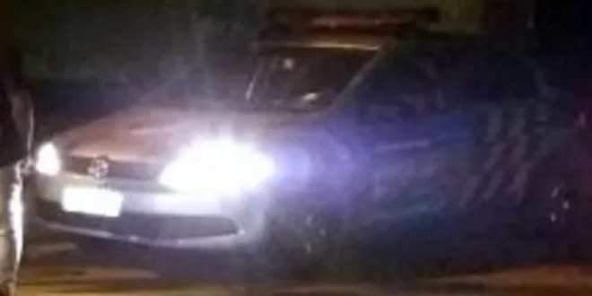 Após carona, Suspeito tenta enforcar a vítima e roubar veículo em Jaraguá