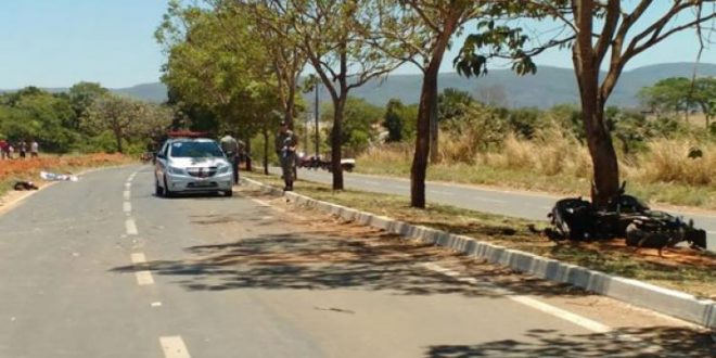 Homem morre após colidir moto em árvore na cidade de Goianésia