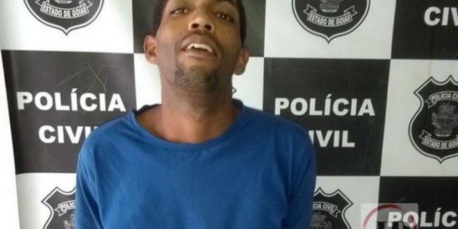 Homem é preso pela Polícia Civil por xingar e ameaçar a mãe em Jaraguá