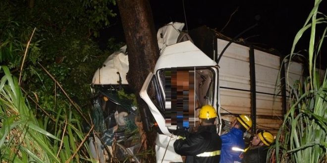 Uma pessoa morre após acidente com três veículos na BR – 153 em Rialma