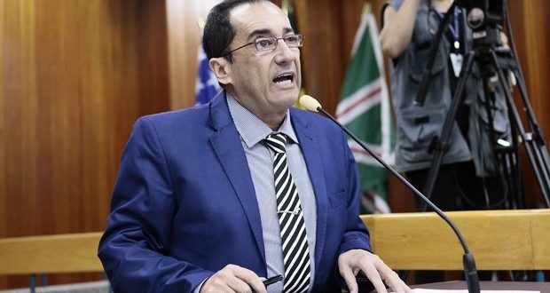 Kajuru diz que já previa suspensão do STF sobre investigação de Queiroz