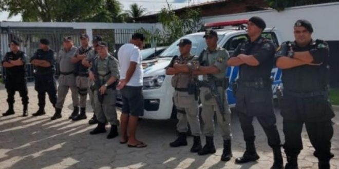 Policia  Militar de Uruaçu  evita tragédia em Colégio Estadual na cidade