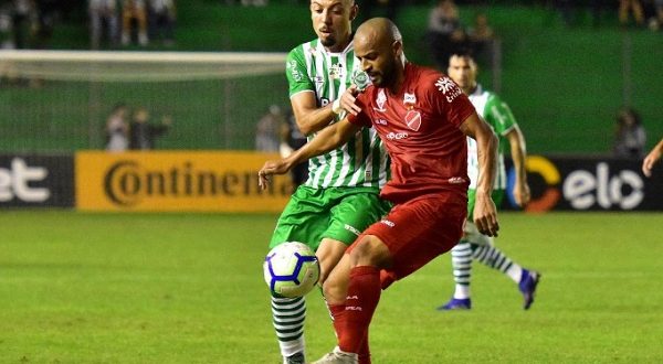Vila Nova traz bom resultado de Caxias do Sul na Copa do Brasil