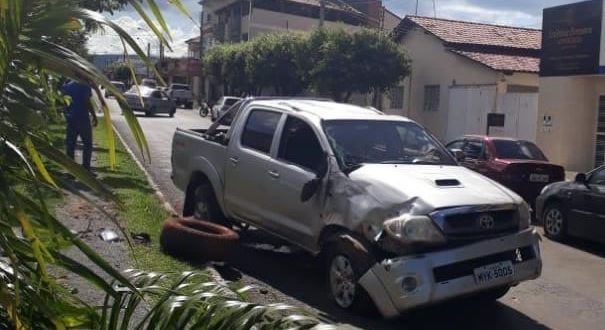 no Bairro Carrilho um acidente com  04 veículos uma pessoa fica ferida sem gravidade