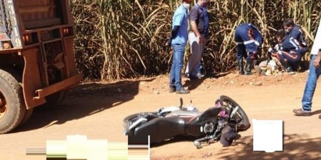 Homem morre após envolver em acidente com caminhões bitrem em Rubiataba