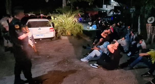 festa clandestina é encerrada pela policia militar no município de vila propício