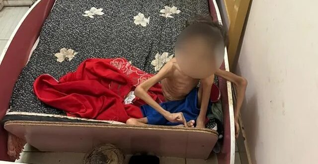 Pais são presos em bar após filho de 7 anos ser encontrado sozinho em casa e com quadro grave de desnutrição, diz PM
