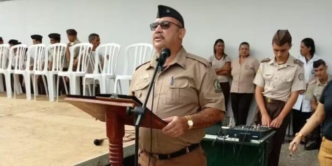 Morte de professor e sargento causa comoção
