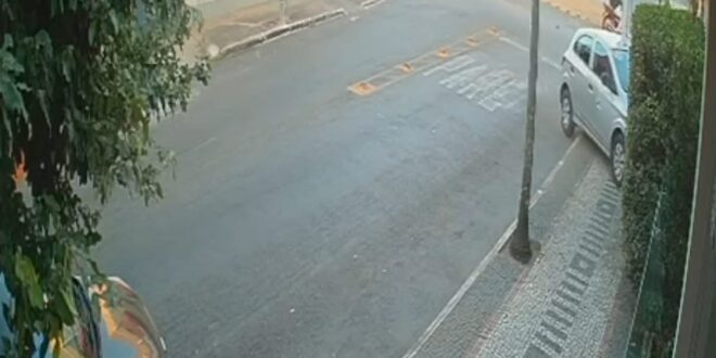 Avenida Goiás com rua 22 registra grave acidente em Goianésia