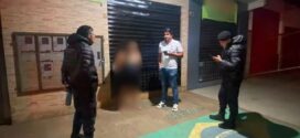Mãe encontrada em bar deixou crianças sozinhas em casa por cerca de 3 horas, diz delegado