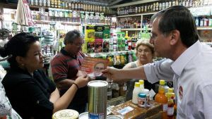 Gomide pede votos em Goiânia e diz que impugnação de candidatura é perseguição