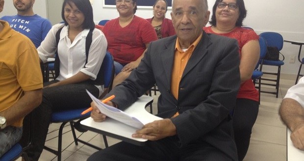 Idoso de 83 anos estuda direito após concluir dois cursos: ‘Não vou parar’
