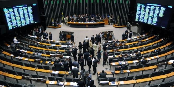 Veja como os deputados de Goiás votaram a MP da pensão por morte