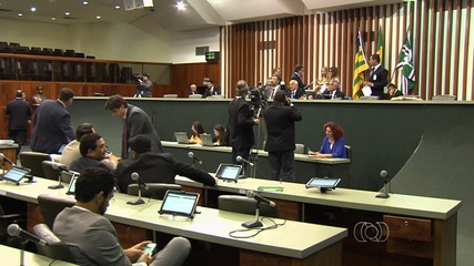 MP-GO investiga gastos exagerados de deputados com alimentação