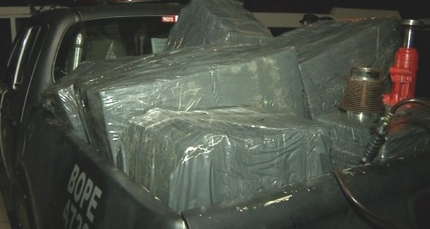 Polícia apreende 800 kg de maconha dentro de casa em Anápolis