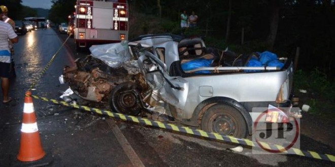 Acidente na BR- 153 mata um morador de Rialma e deixa quatro feridos