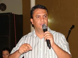 Ex-prefeito de Uruaçu é condenado por improbidade administrativa