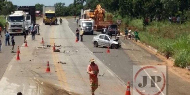 Acidente na 153, deixa homem e vários animais mortos em Estrela do Norte