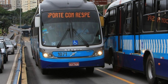 Adolescente mata assaltante dentro de ônibus do Eixo-Anhanguera