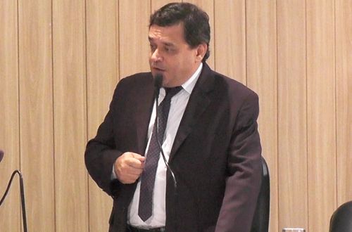 Autoria de requerimento apresentado gera polêmica durante sessão na Câmara Municipal de Goianésia