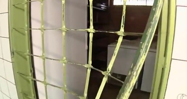 Ladrões roubam comida em escola e deixam 1 mil alunos sem merenda