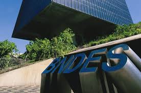 BNDES vai simplificar e ampliar crédito para micro e pequenas empresas