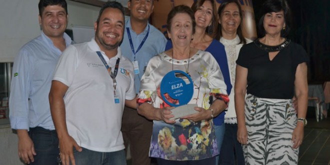 Em noite de gala Dona Elza é homenageada pelo Cimento Tocantins
