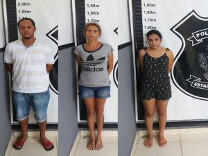 Polícia Civil de Goianésia prende três traficantes; droga e balança estavam escondidos no forro do banheiro