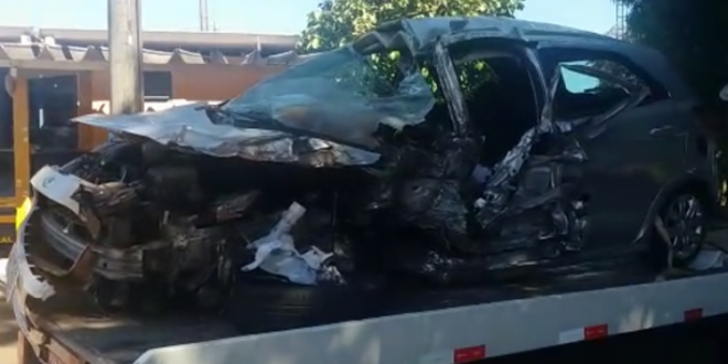 Idosa morre em colisão entre caminhão e Ford Ka, na BR-153 em Estrela do Norte