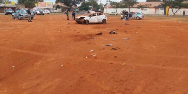 Jovem morre após capotar carro durante perseguição policial em Goiânia