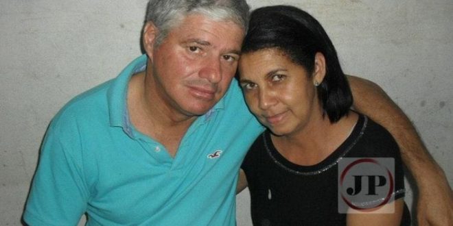 Casal é morto com golpes de faca e pedradas em Jaraguá