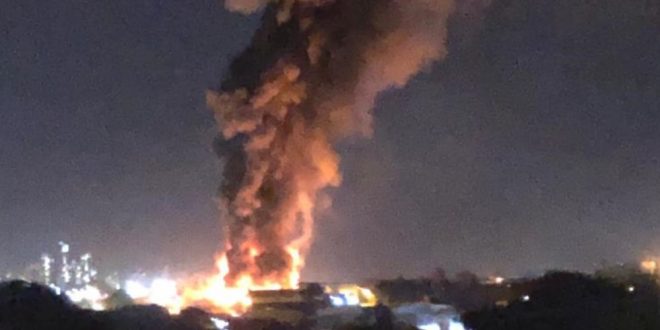 Incêndio atinge empresa de reciclagem, deixa um morto e cinco feridos em Aparecida de Goiânia