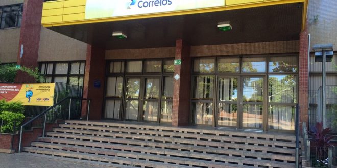 Funcionários dos Correios entram em greve em Goiás