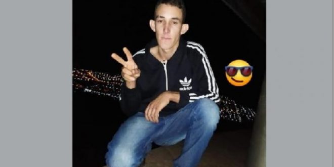 Jovem morre após acidente de moto e carro no município de Nova Glória