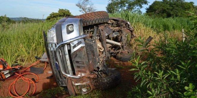 Avó e neto morrem em acidente de trânsito na BR-153, em Rialma