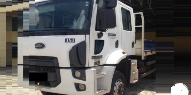 Criminosos furtam 17 mil de caminhoneiro em pátio de posto em Jaraguá