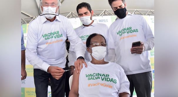 Goiás atinge 1 milhão de vacinados com primeira dose contra Covid-19