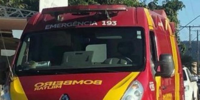 Ciclista que iria participar de evento em Jaraguá fica gravemente ferido em acidente na BR-153