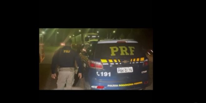 Homem é preso pela PRF por importunação sexual em ônibus interestadual na BR-153, em Uruaçu