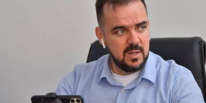 Gustavo Mendanha vai deixar o cargo no fim de março para disputar o Governo de Goiás
