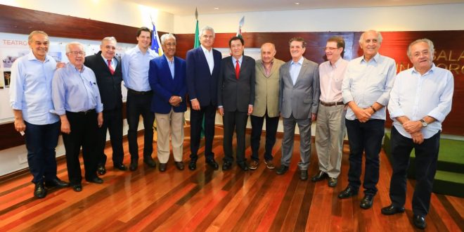 Líderes históricos do MDB afiançam aliança da legenda com Caiado