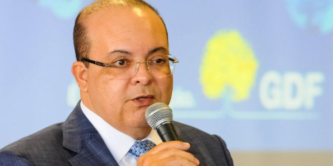 Moraes decide afastar o governador Ibaneis Rocha, do Distrito Federal, por 90 dias