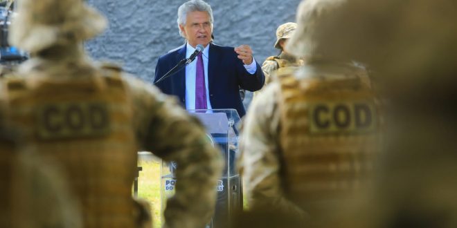 Caiado destaca atuação da PM para reduzir crimes nas divisas de Goiás