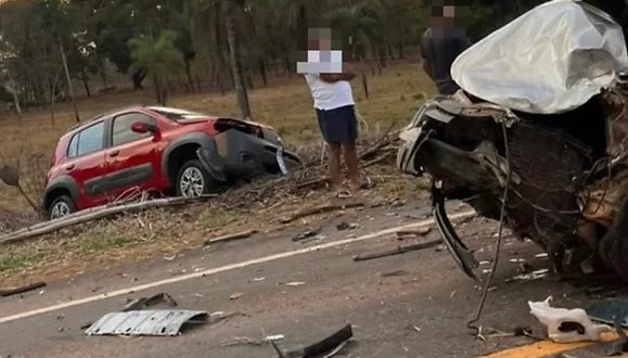 Cinco pessoas ficam feridas em acidente na GO-080 próximo a Jaraguá